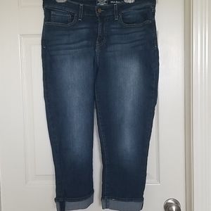 Plus Levi's Capris
